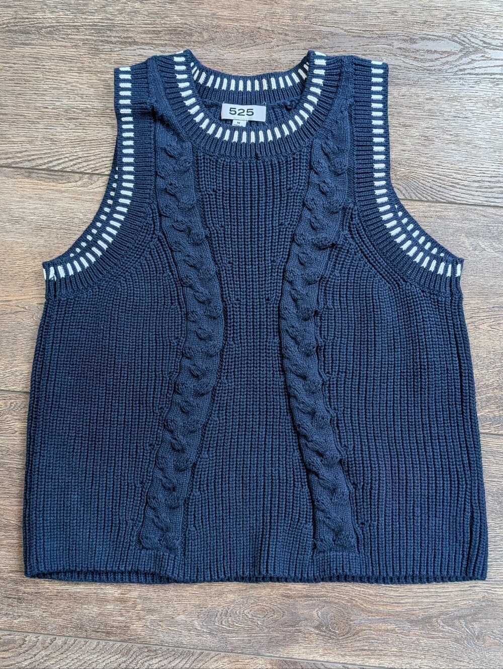525 America Navy Cable-Knit Sleeveless Crewneck Vest with White Trim